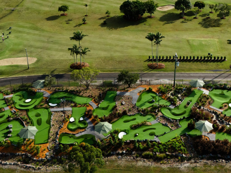Noosa Mini Golf