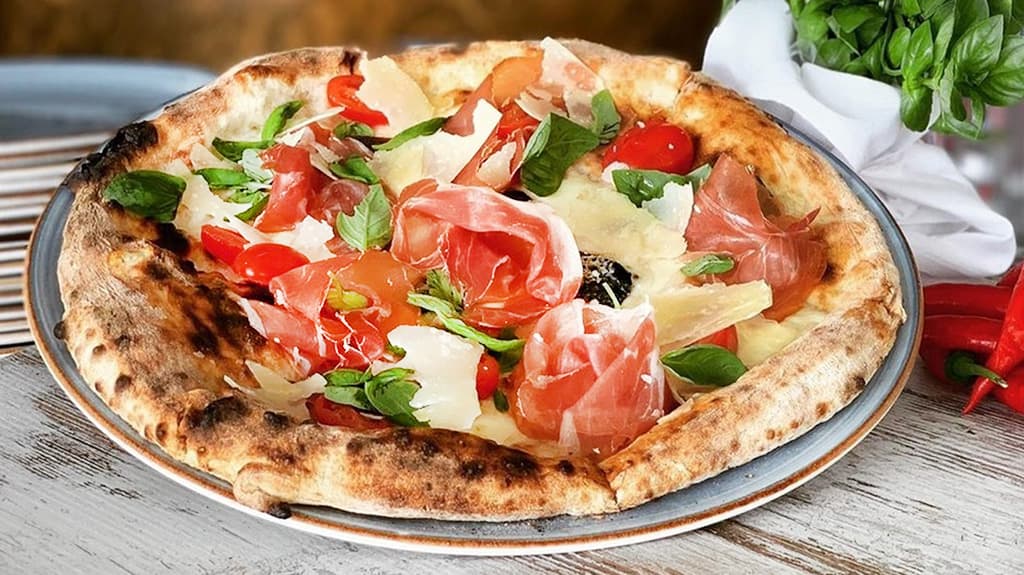 250 Grammi Noosa, perfect for sharing a pizza 