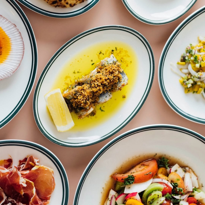 dishes of food at pelis noosa